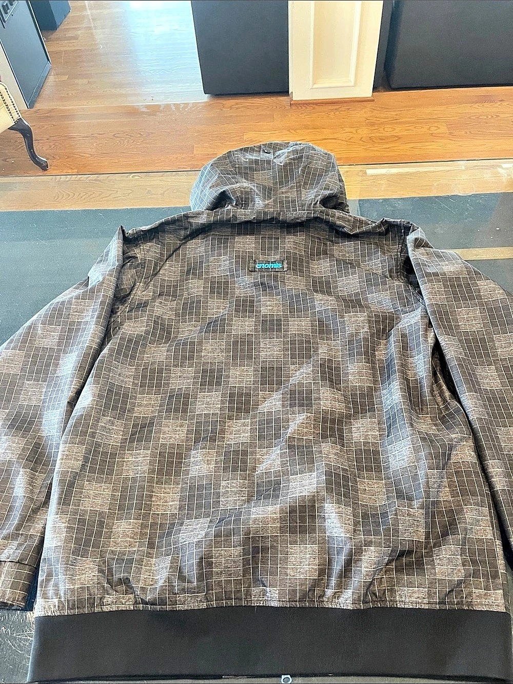 Nomis Men's Geometric Hooded Windbreaker XL Like New
